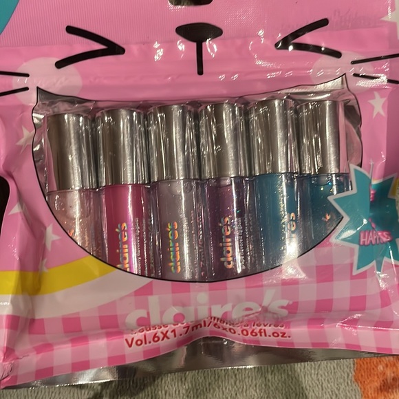 3 Packs of 6 Claire’s Lip Gloss - Picture 2 of 3